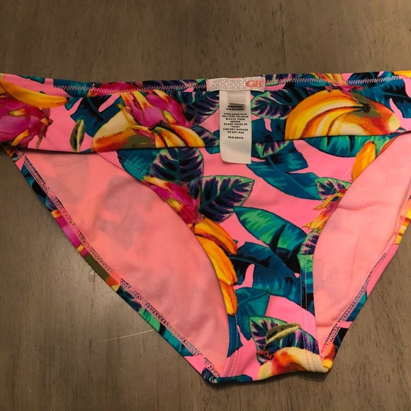 GB Pink Foral Bikini Size L - Picture 6 of 7
